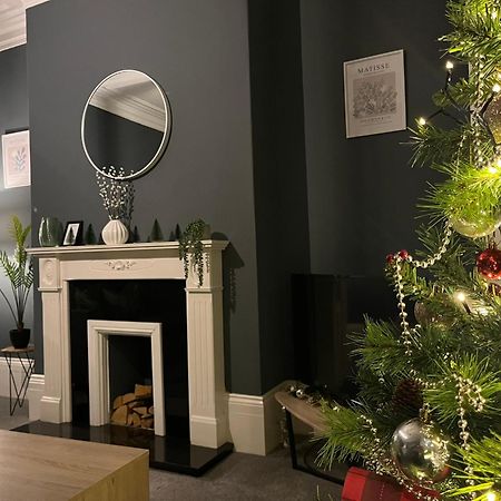 High Barnes 3 Bed House With Parking, Sleeps 7, Quiet Location Appartement Sunderland  Buitenkant foto