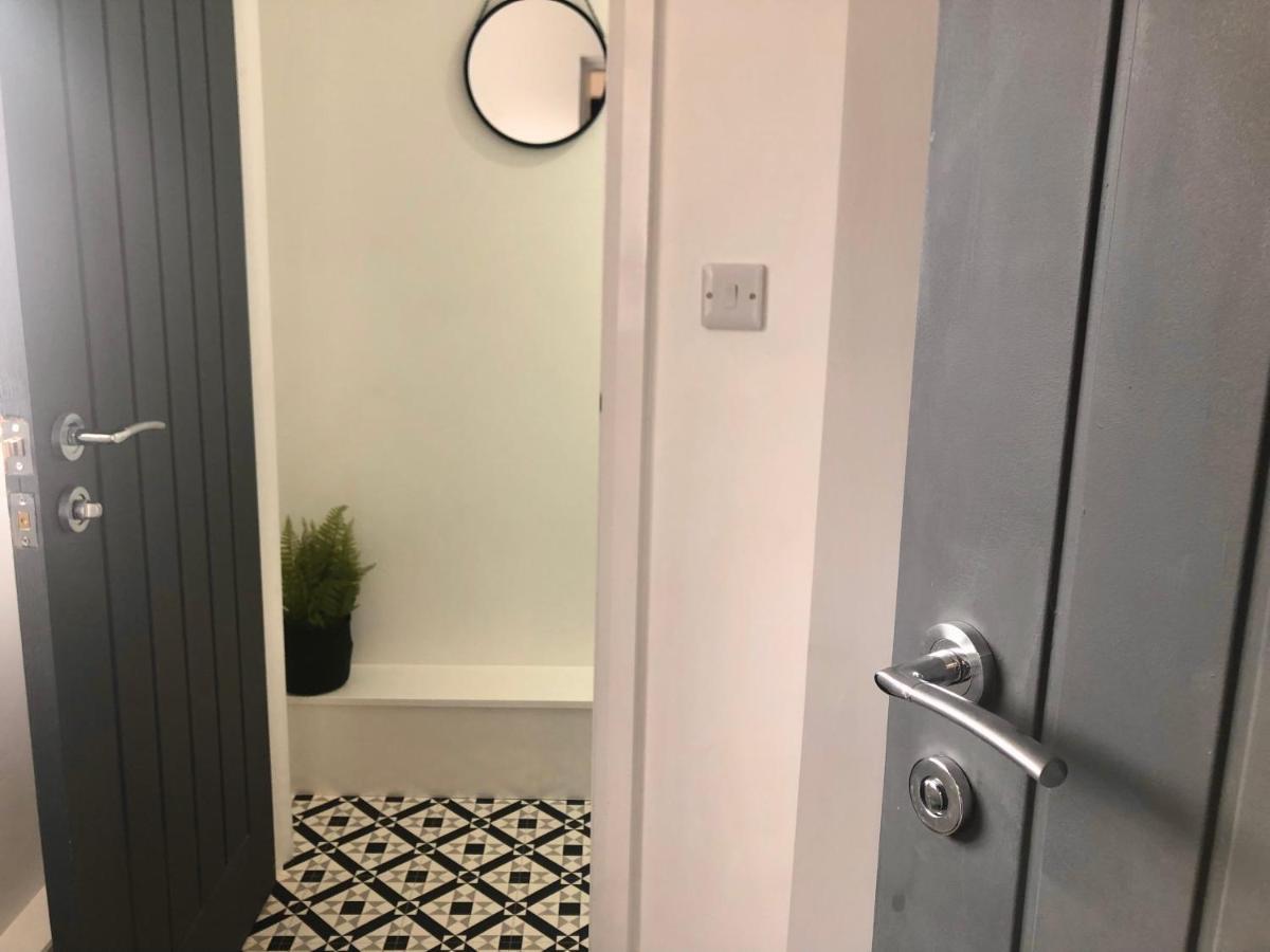 High Barnes 3 Bed House With Parking, Sleeps 7, Quiet Location Appartement Sunderland  Buitenkant foto