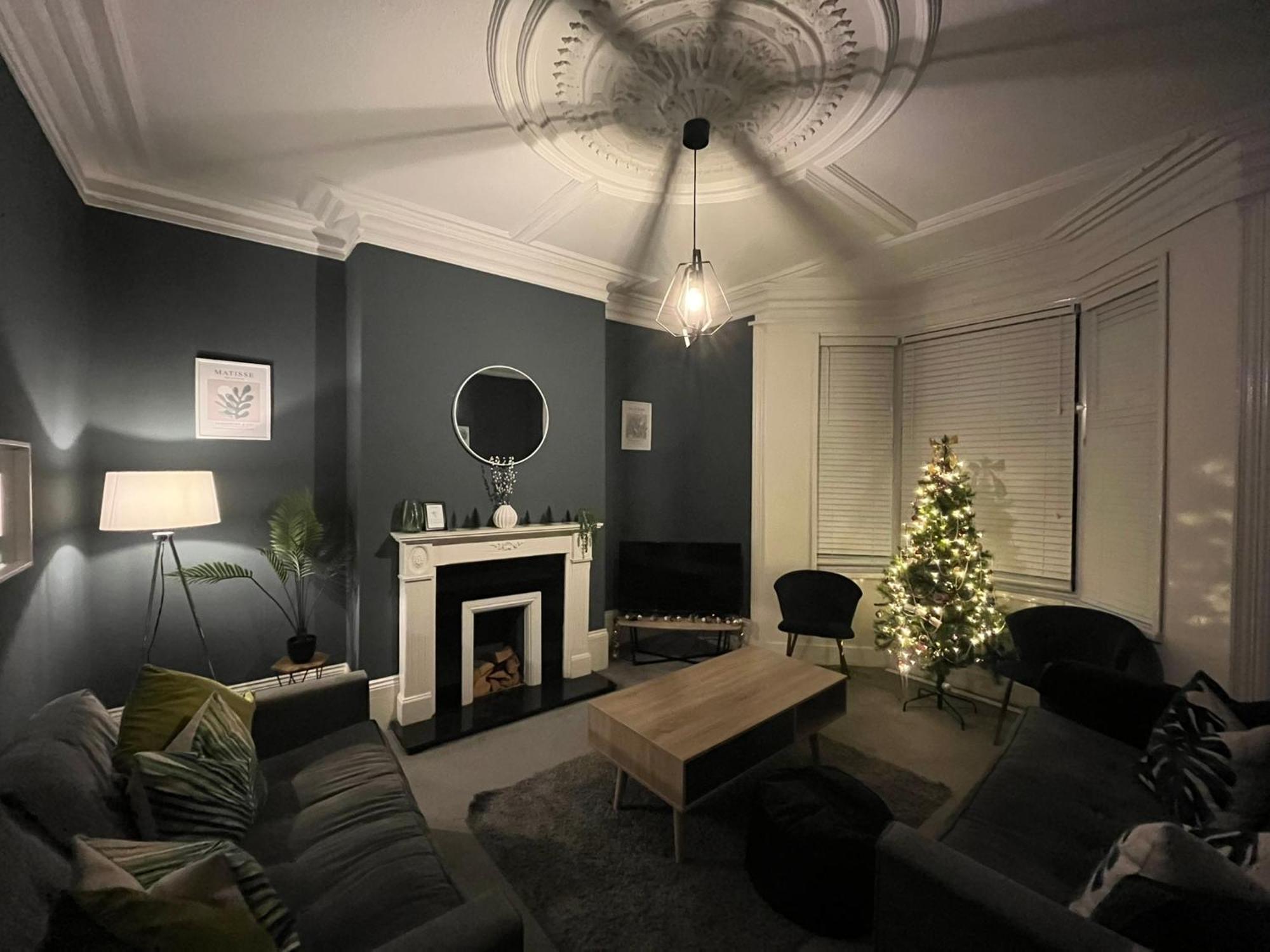 High Barnes 3 Bed House With Parking, Sleeps 7, Quiet Location Appartement Sunderland  Buitenkant foto
